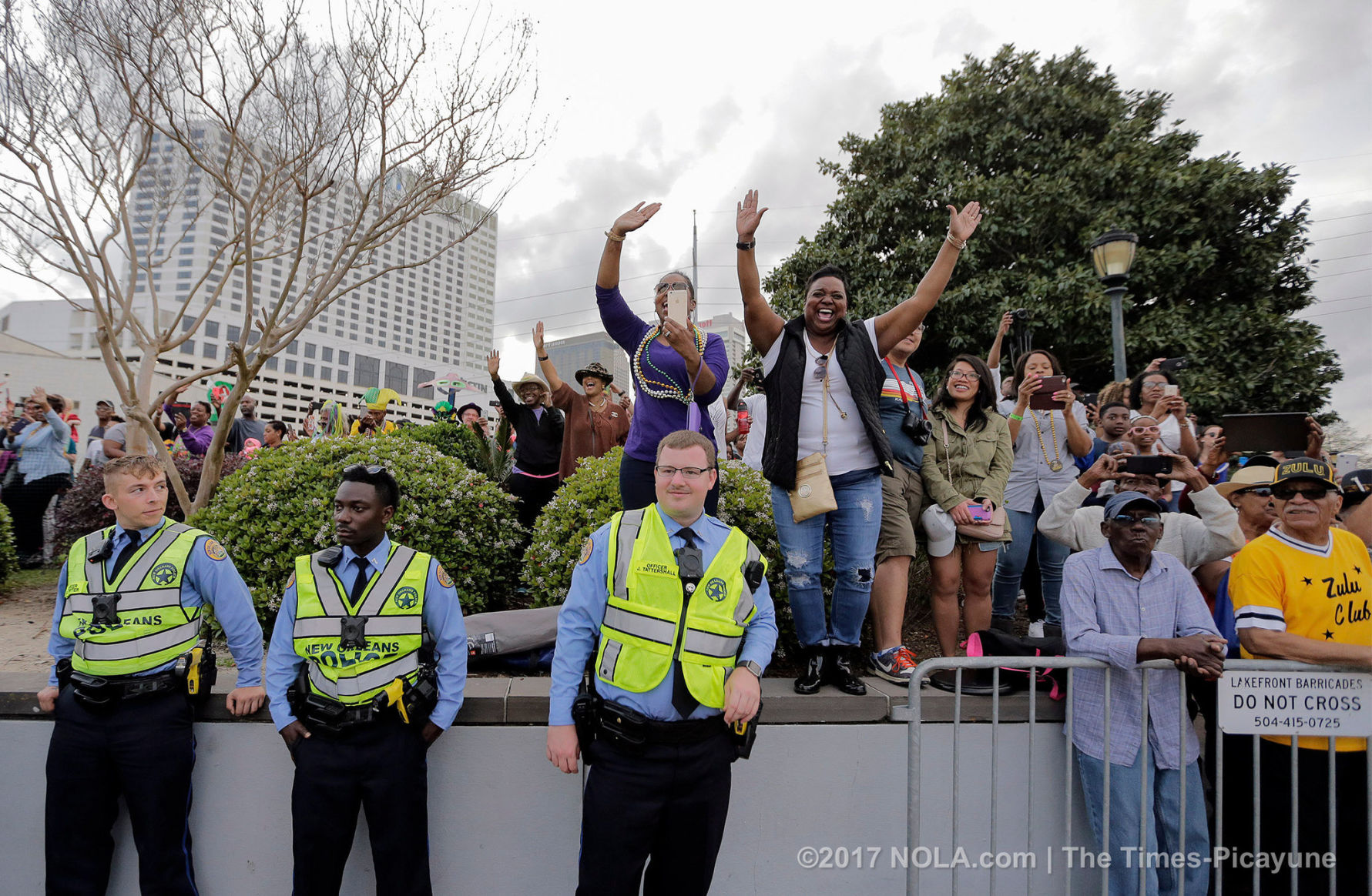 Mardi Gras 2017: Zulu and Rex arrive for Lundi Gras